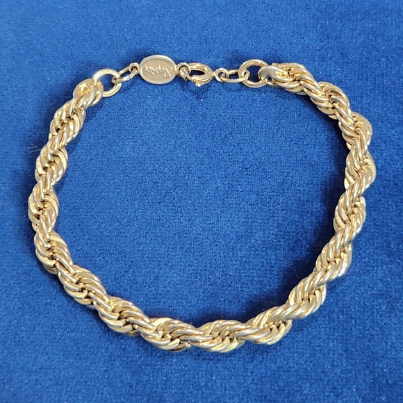 Napier Jewelry Vintage 9s Napier Minimalist Gold Rope Twist Chain Link Bracelet Poshmark